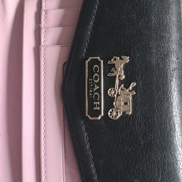 Authentic Coach signature  wallet - Picture 2 of 9